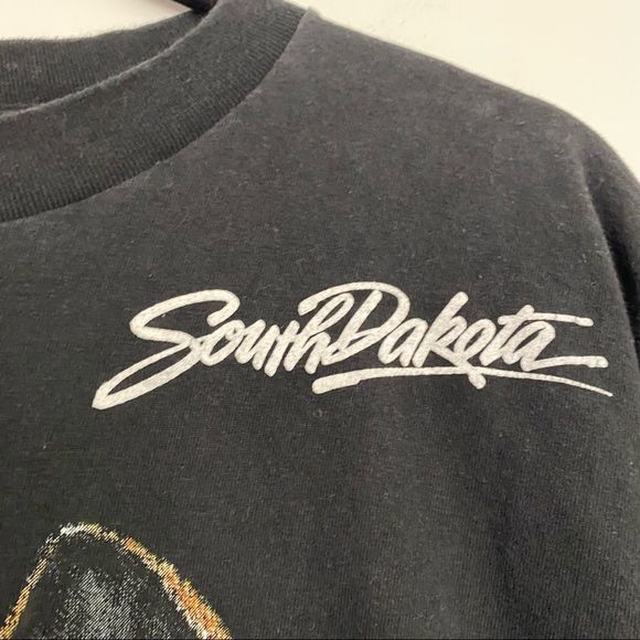 Vintage Hard Rock Cafe Grey Wolf Tshirt - Picture 7 of 7